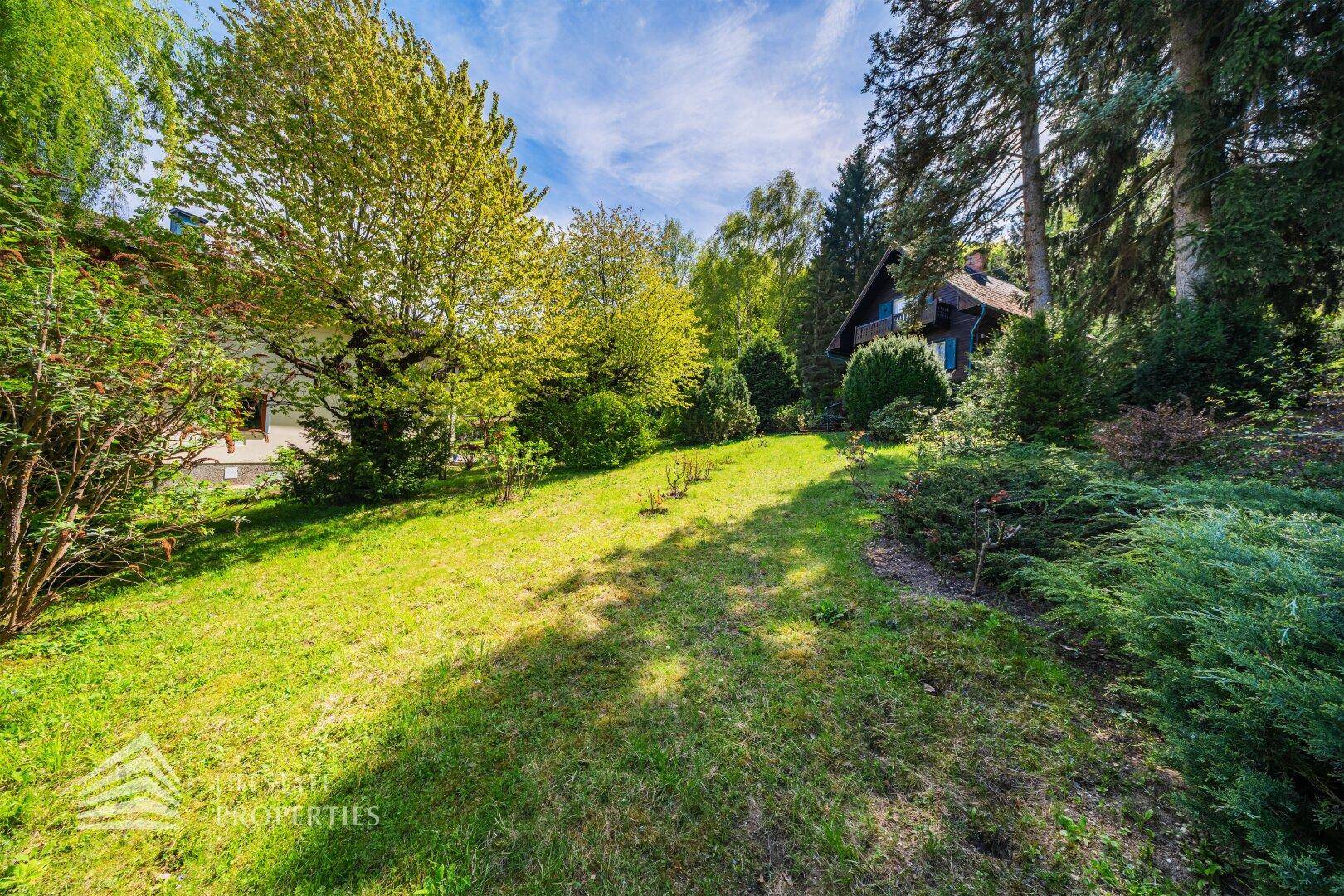 Schönes Baugrundstück in ruhiger Lage, Nähe Golfplatz - Ansicht 2