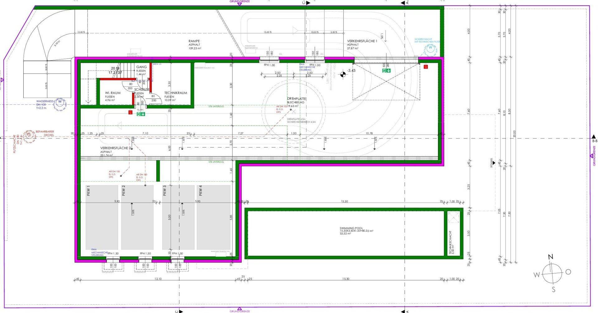 Grundriss des Untergeschosses mit großem Garagenbereich und angrenzender Außenfläche.