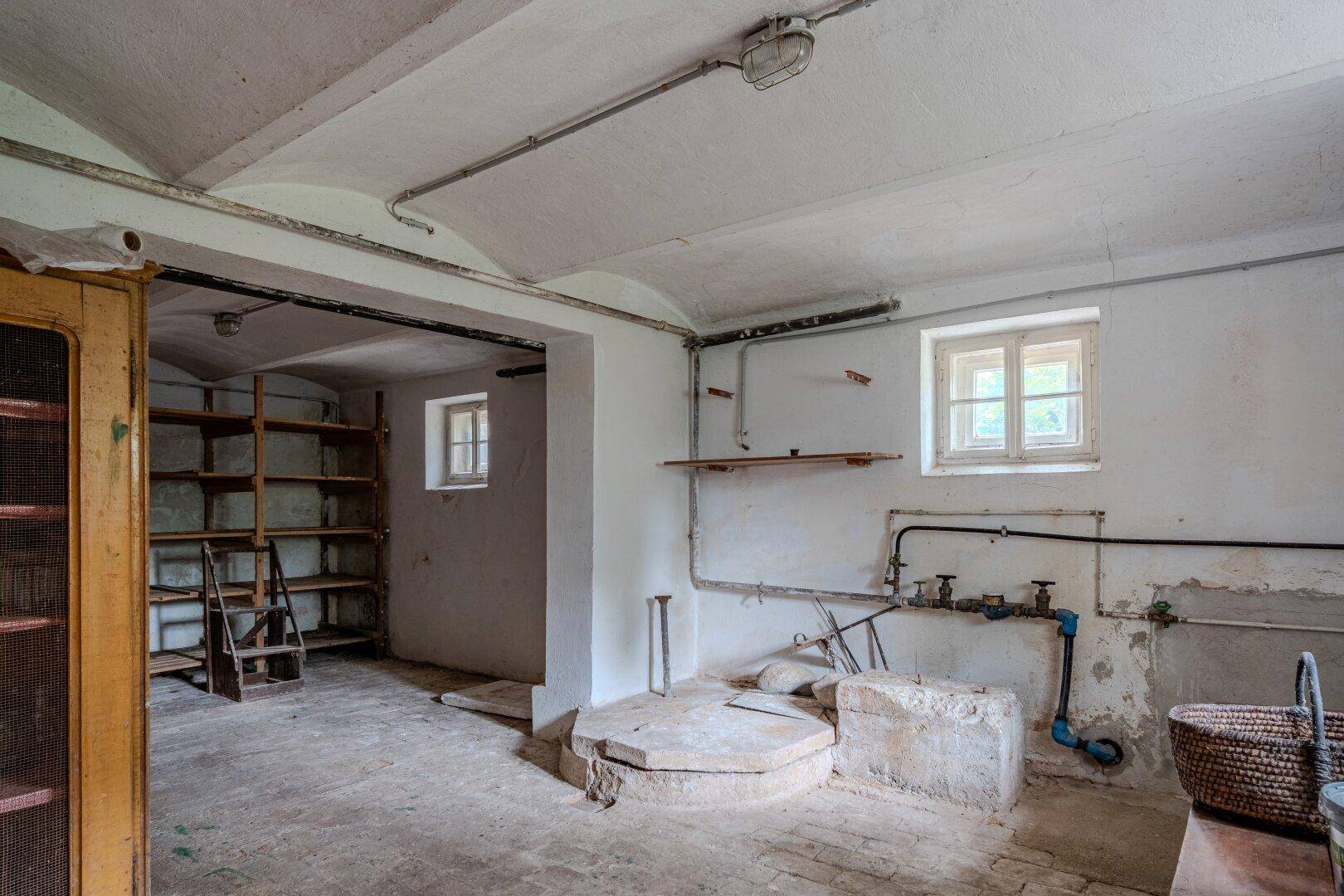 Keller