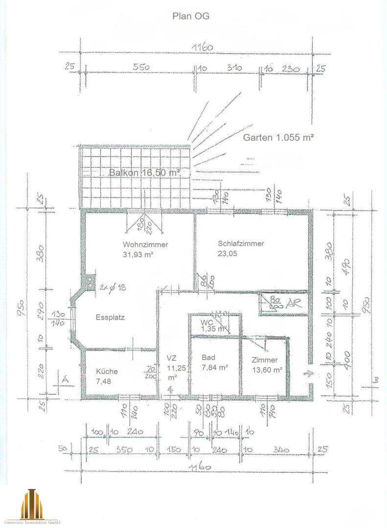 Grundriss des Obergeschosses mit Balkon, Wohnzimmer, Schlafzimmer und Bad.