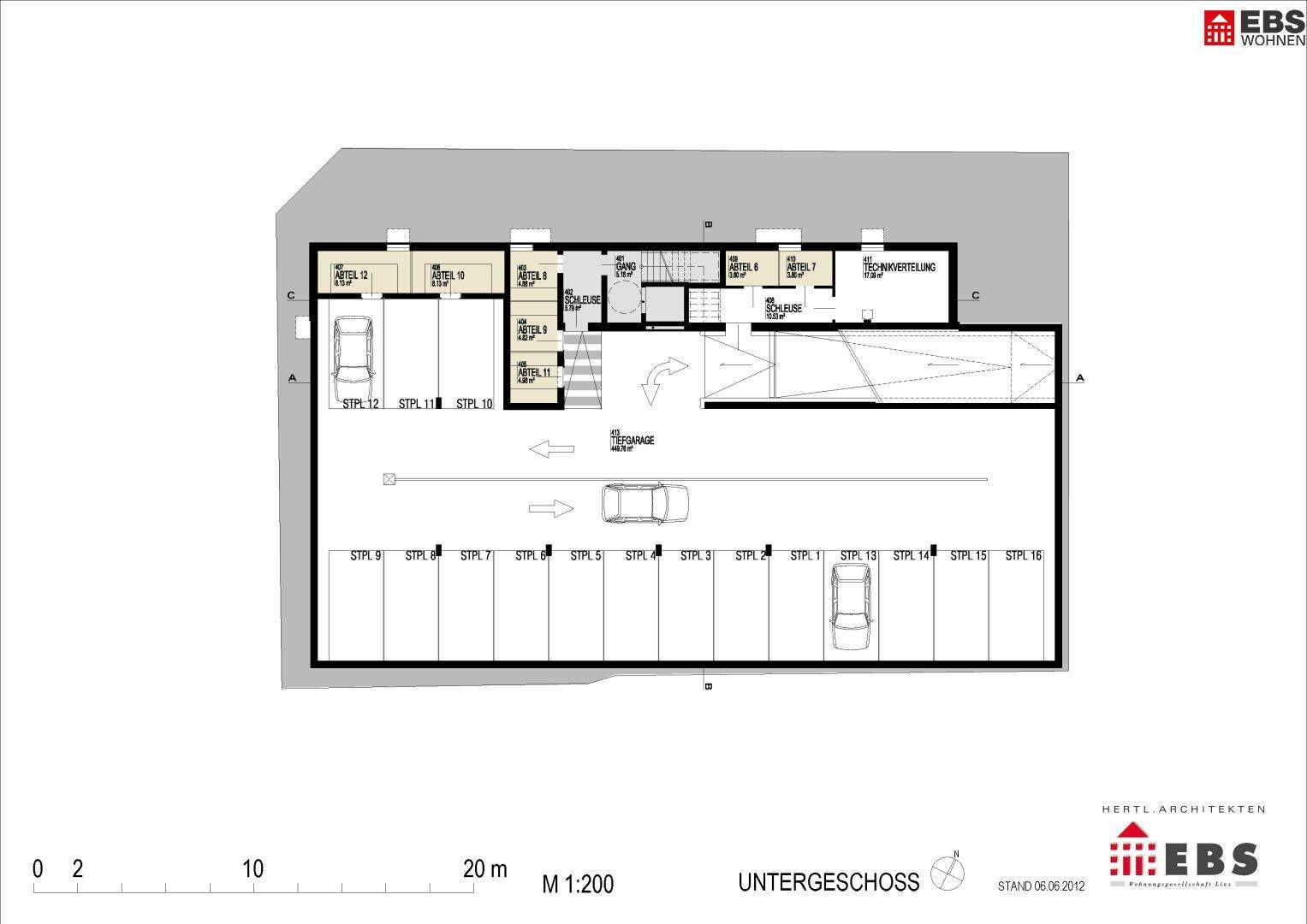 Detaillierter Grundriss der Tiefgarage mit Stellplätzen, Abstellräumen und Technikbereich.