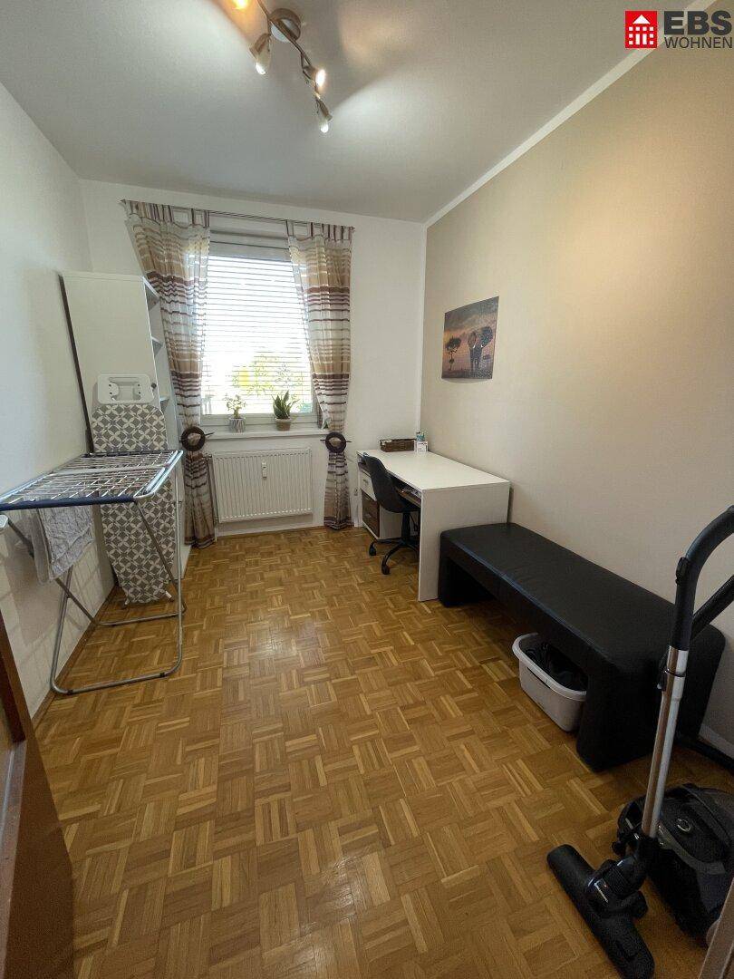 Kinderzimmer/Büro