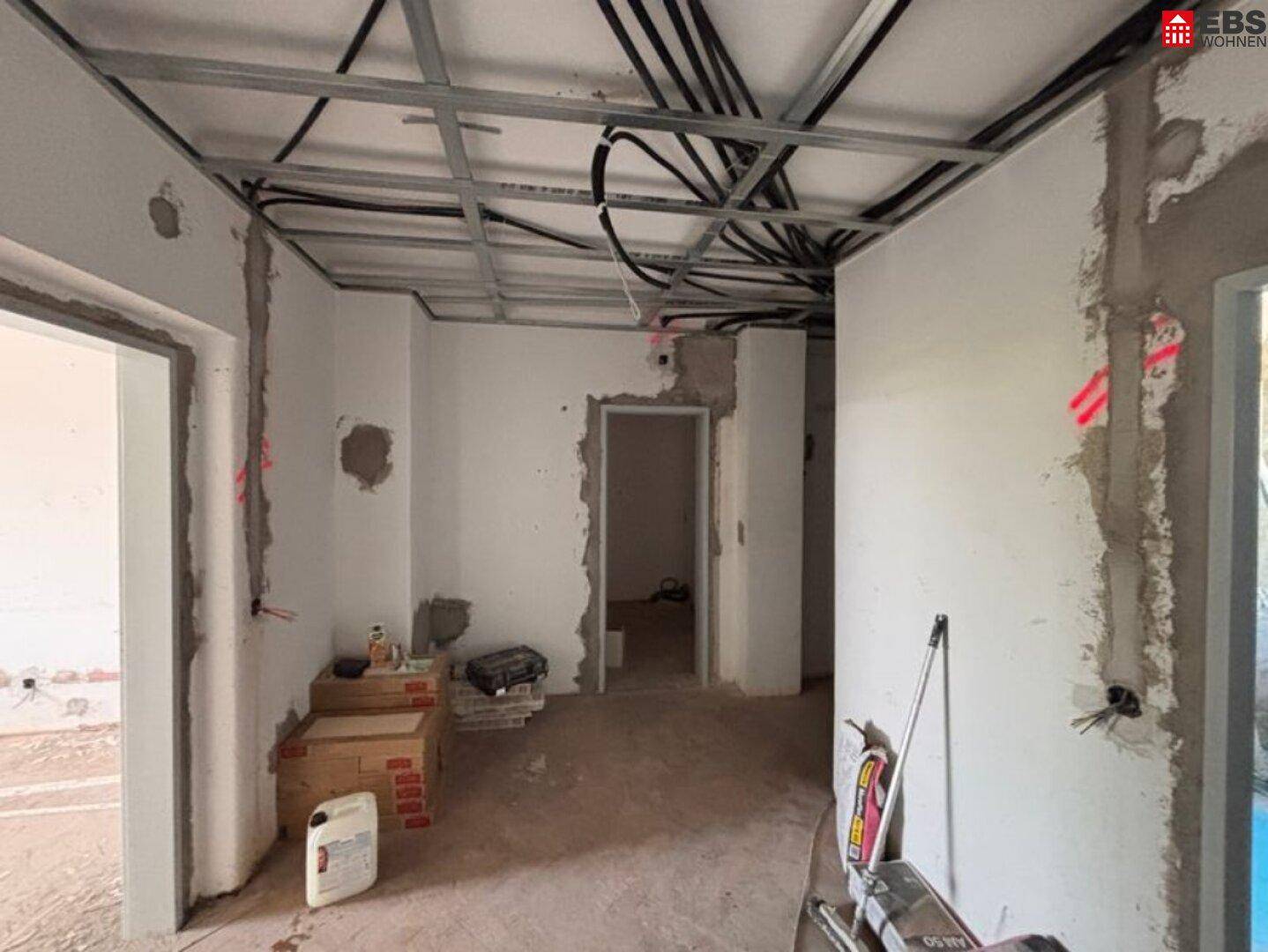 Derzeit in Sanierung! Ein Ort zum Ankommen: Großzügige 2-Zimmerwohnung mit viel Tageslicht - am Minnesängerplatz - Froschberg! Verfügbar ab 01.08.2026! - Ansicht 2
