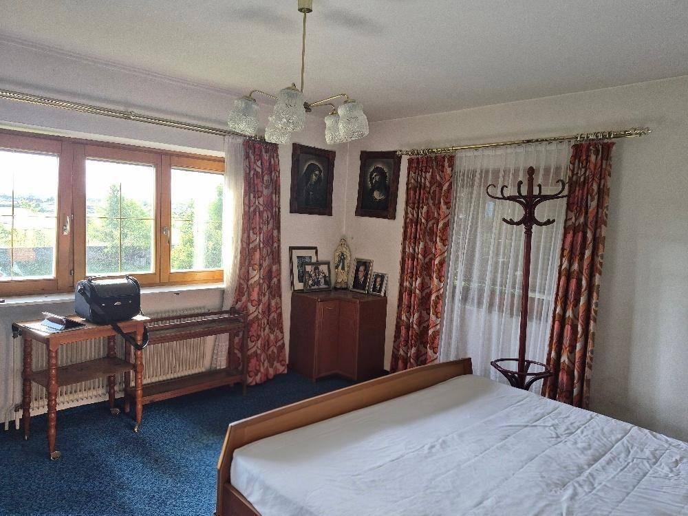 Schöne Aussicht! GROSSES WOHNHAUS (renov.-bedürf.) in BERGHEIM bei Salzburg - Ansicht 4
