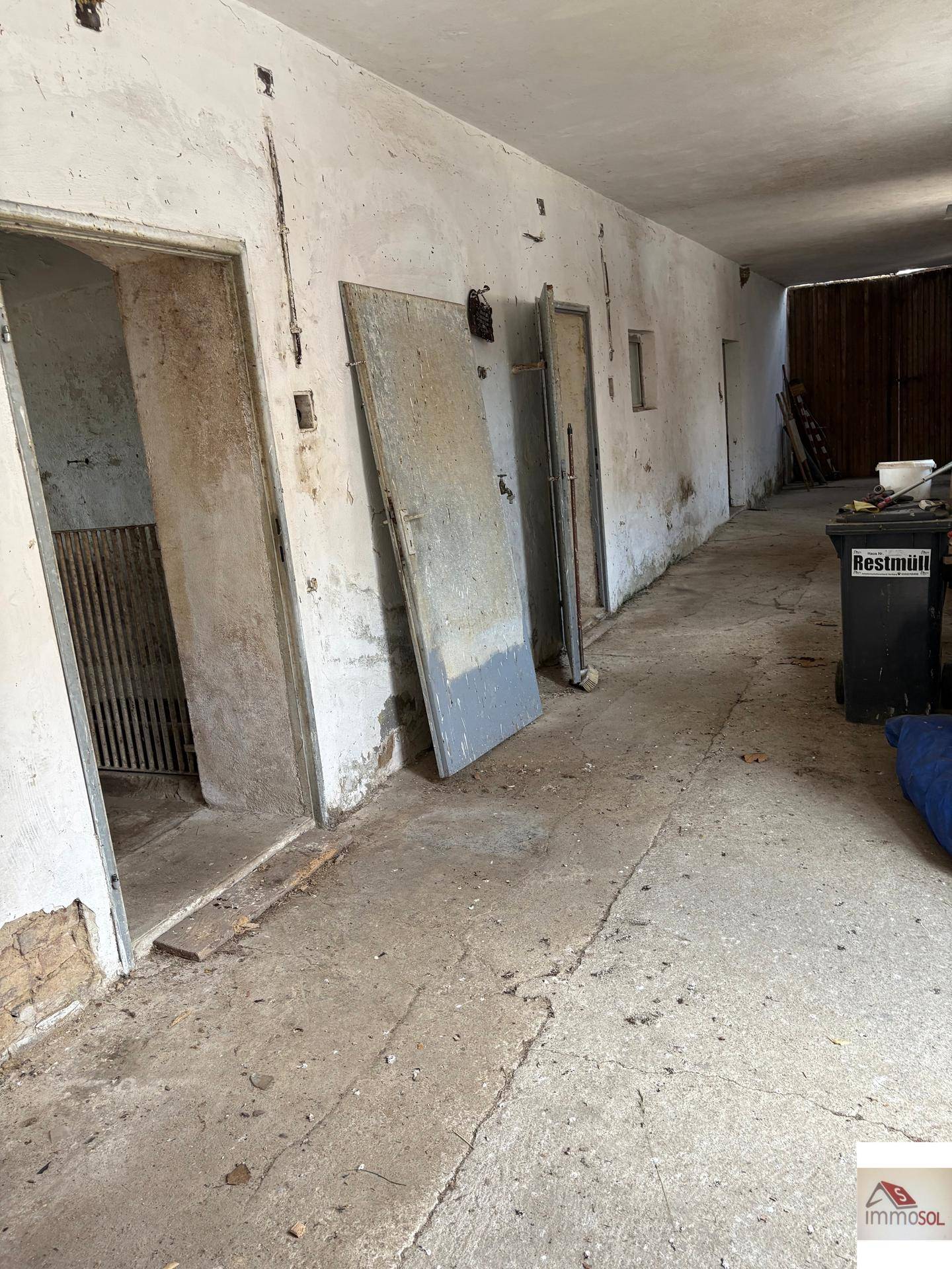 Stallungen: ca. 200 m2