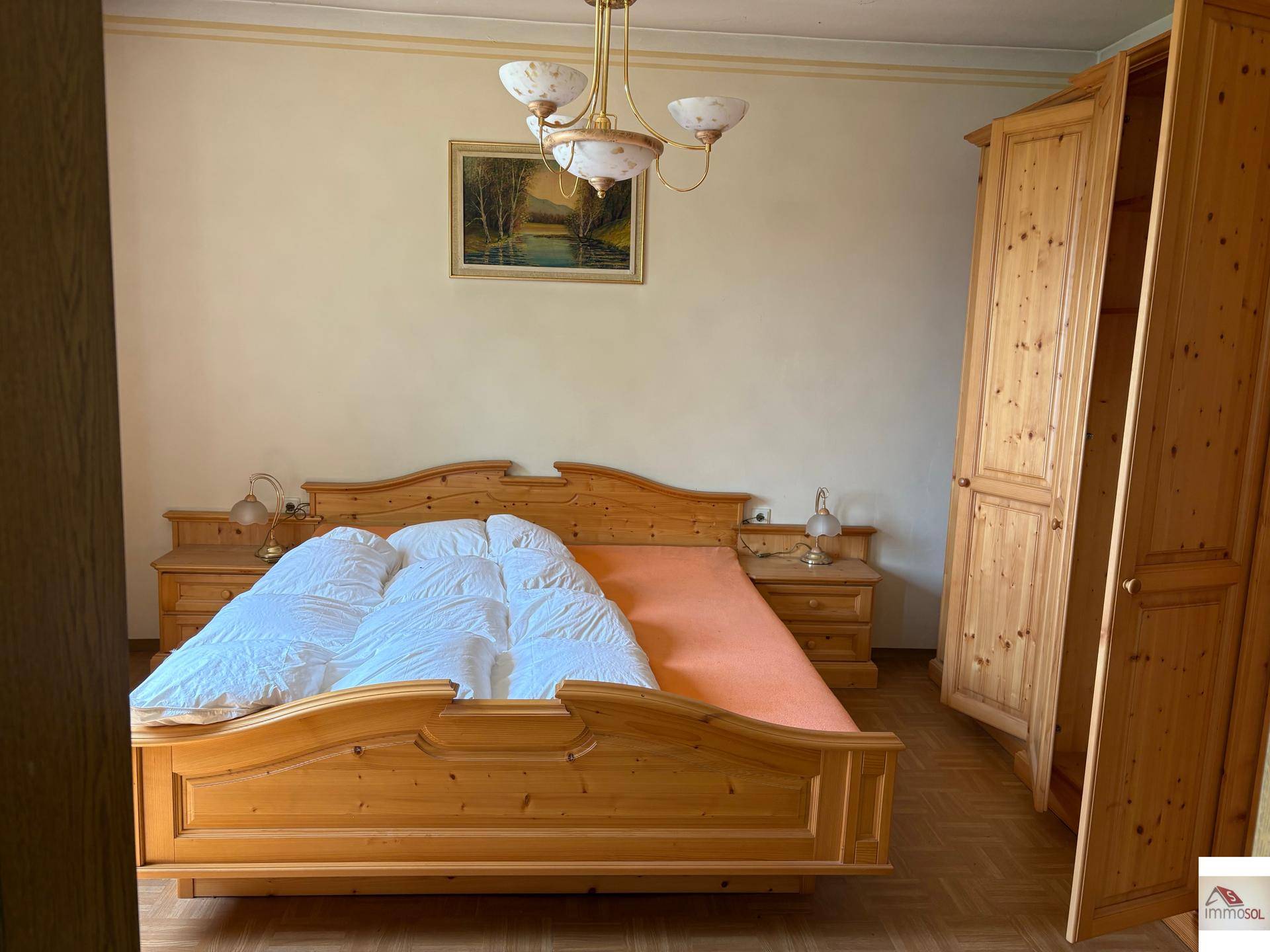 1 SZ, Bett,Kasten, Nachtkästchen