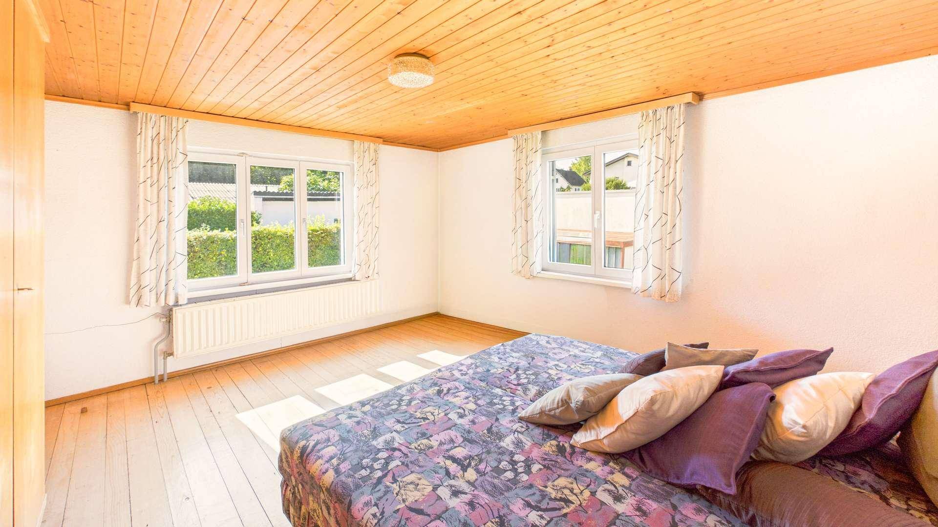 Schlafzimmer_1.Stock