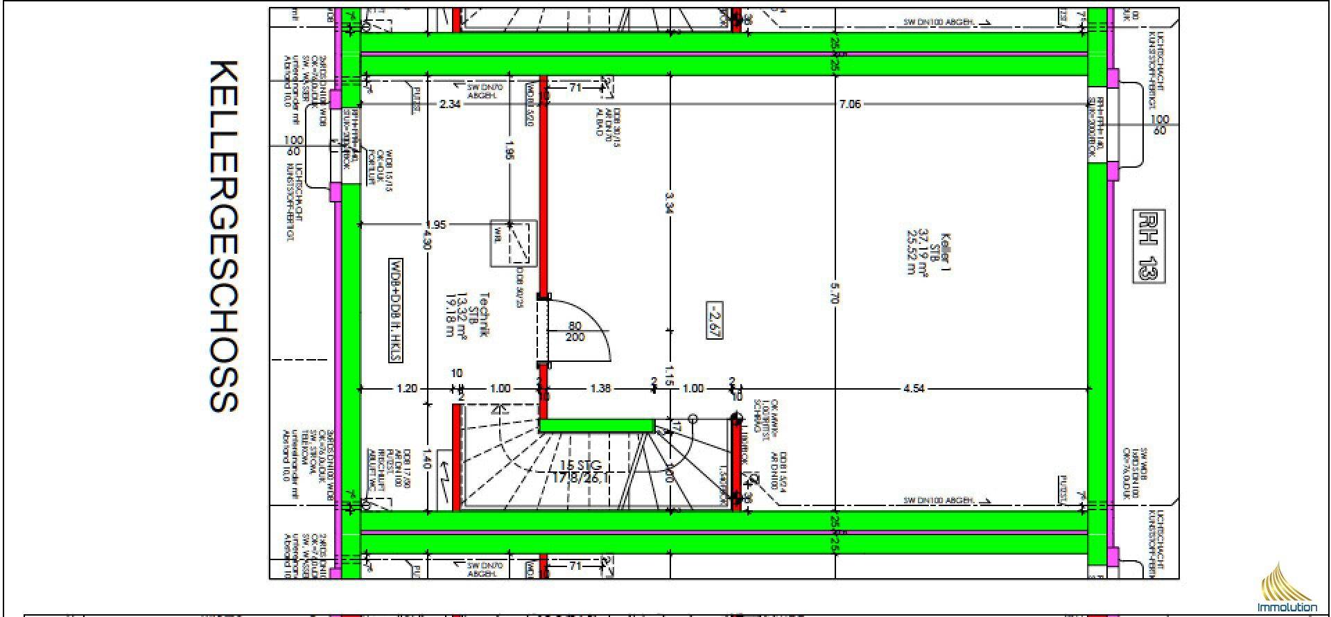Grundriss des Kellergeschosses mit Abstellräumen und Technikbereich.