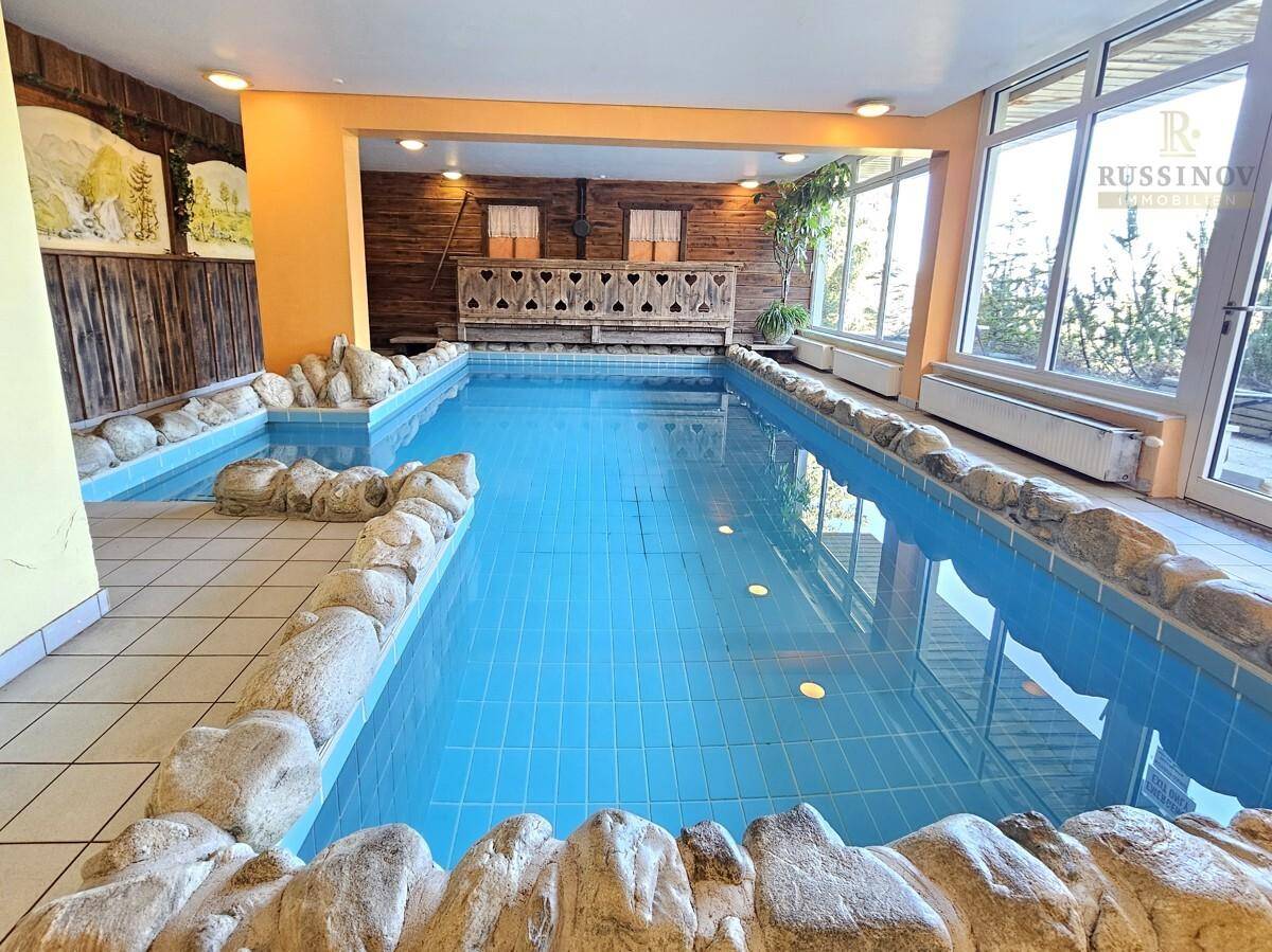 Hallenbad