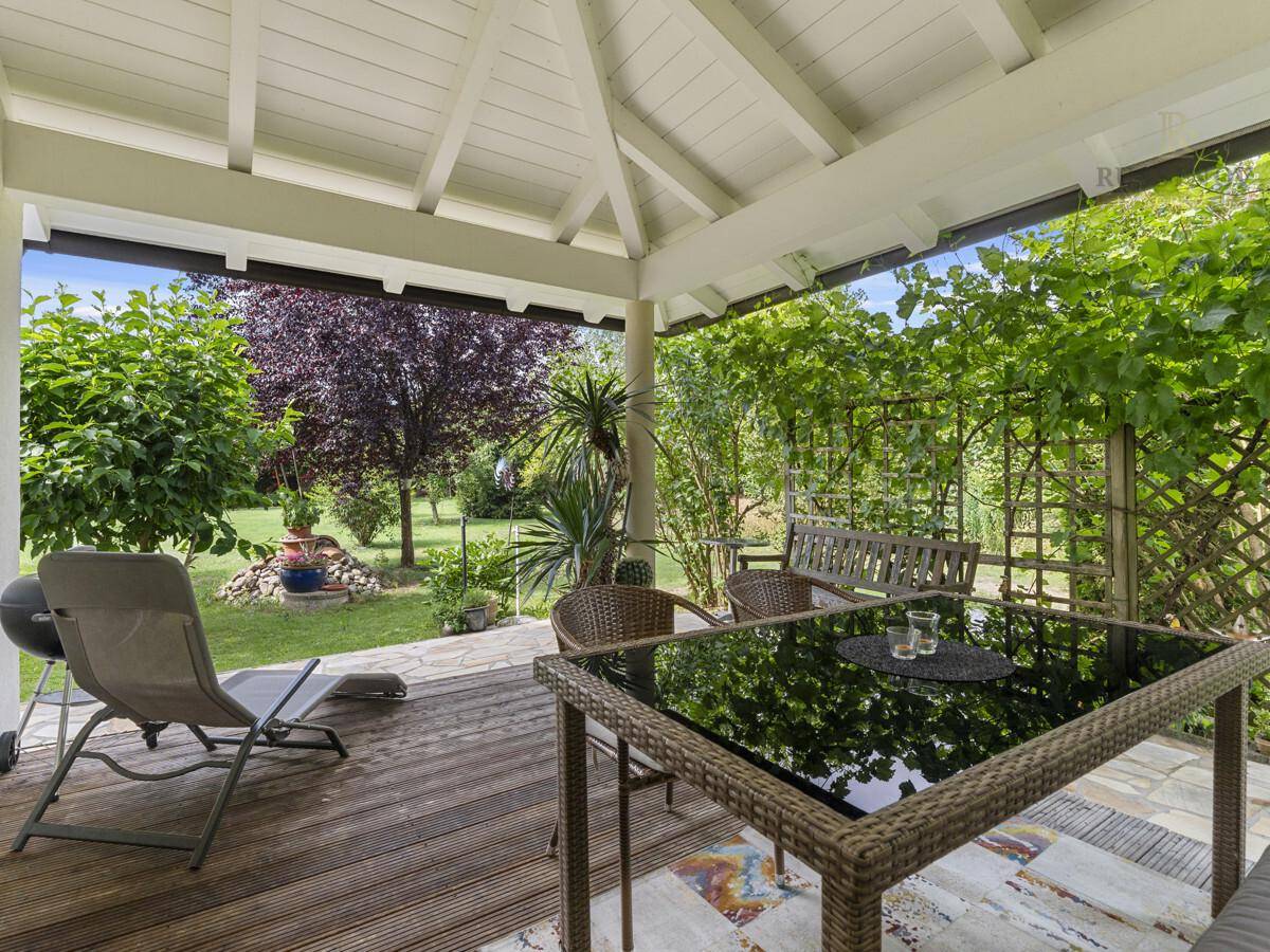 Überdachte Terrasse