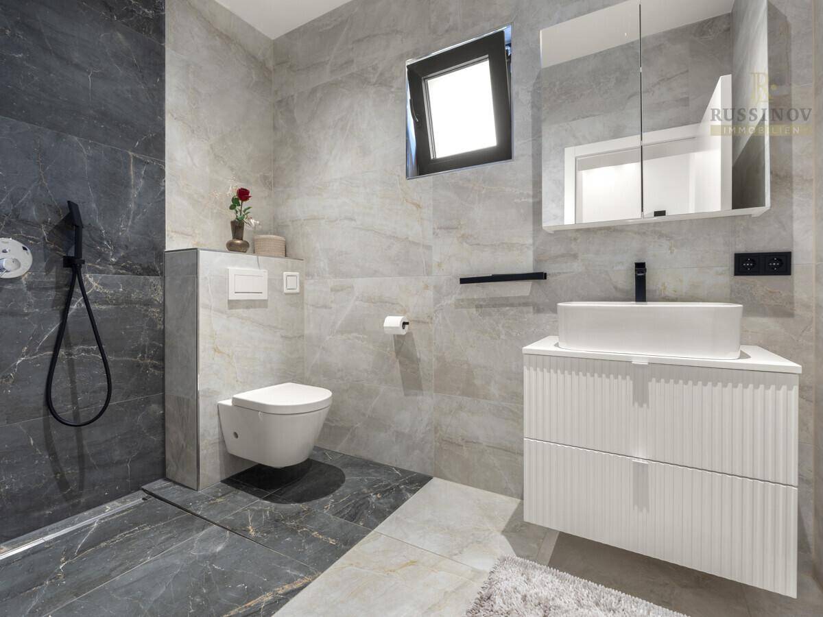 Badezimmer EG