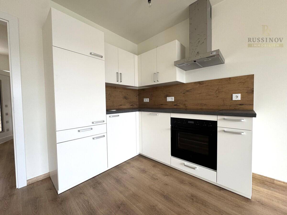 Erstbezugs-Garconniere mit Balkon in Waidmannsdorf - Widok 3