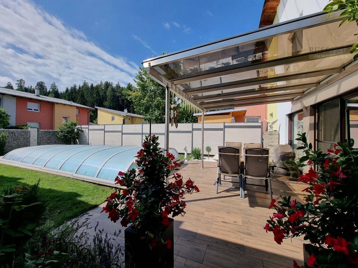 Garten mit Pool