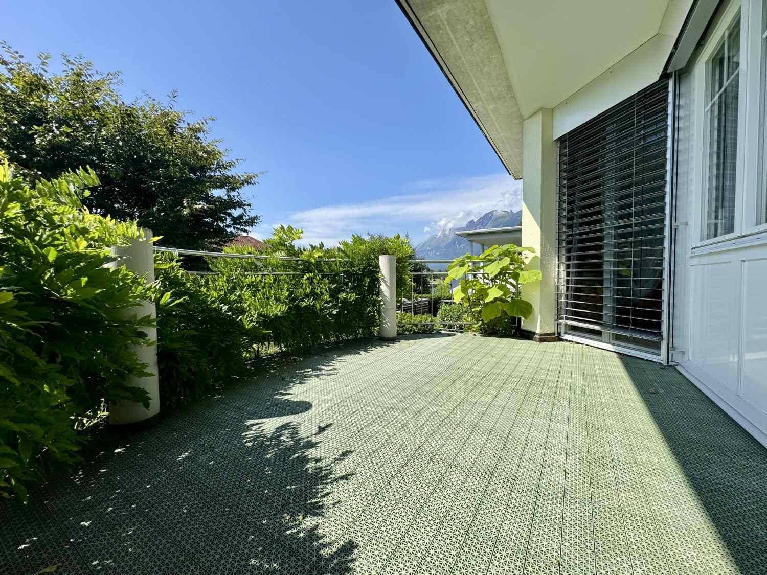 Balkon OG