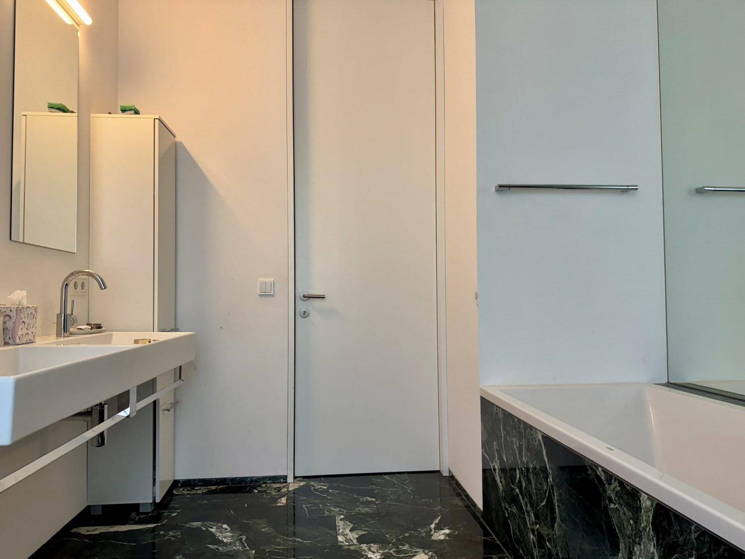 Bad-WC2