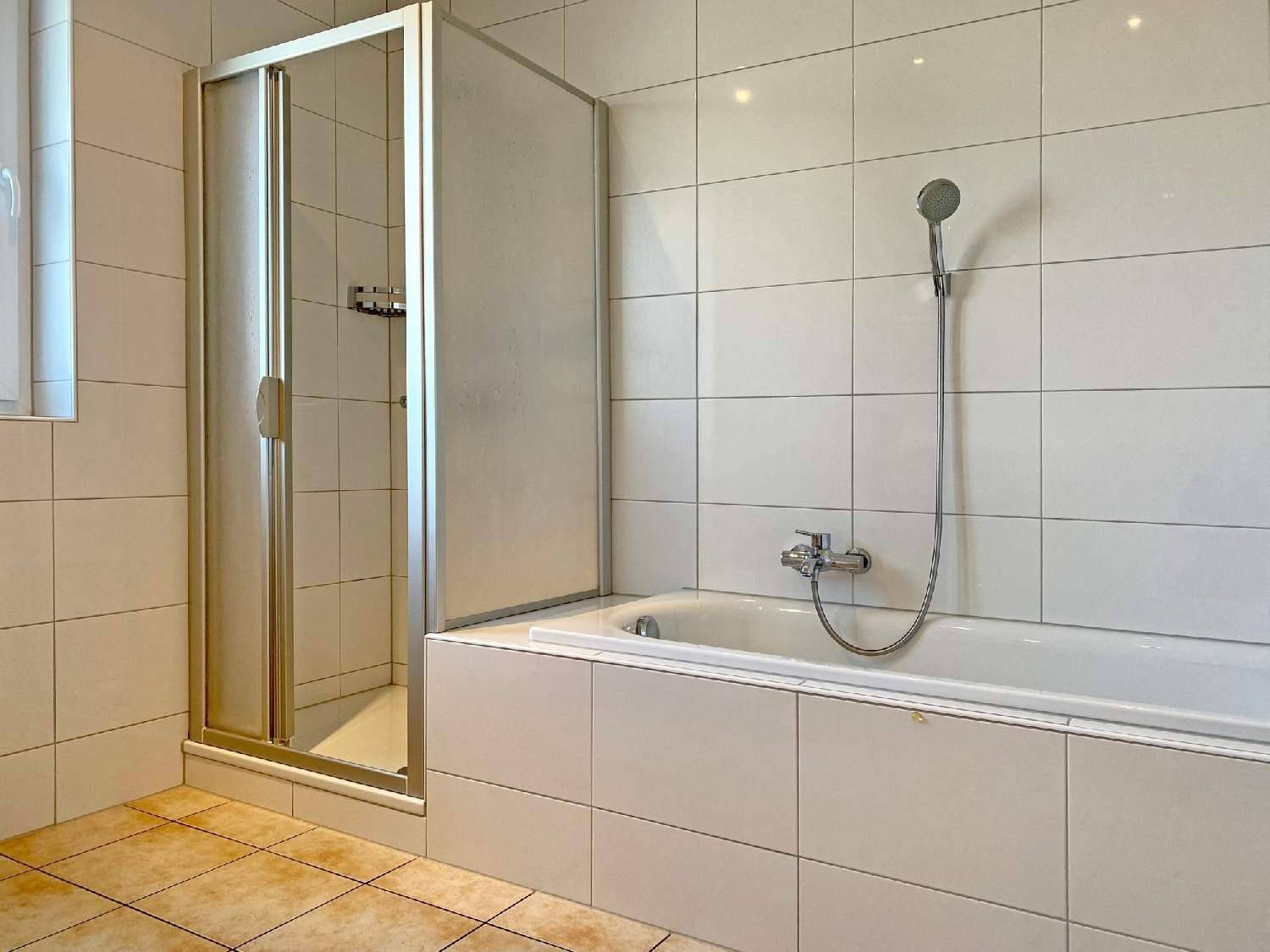 Bad-WC2