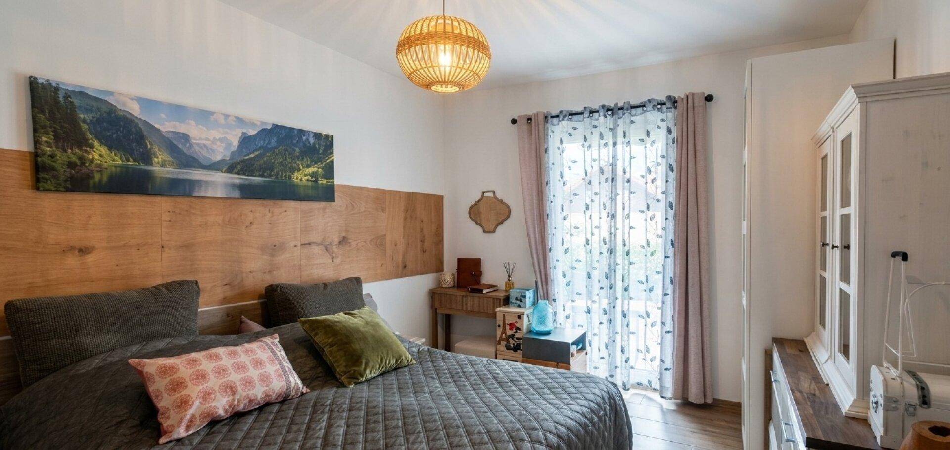 Schlafzimmer mit Terrassenzugang