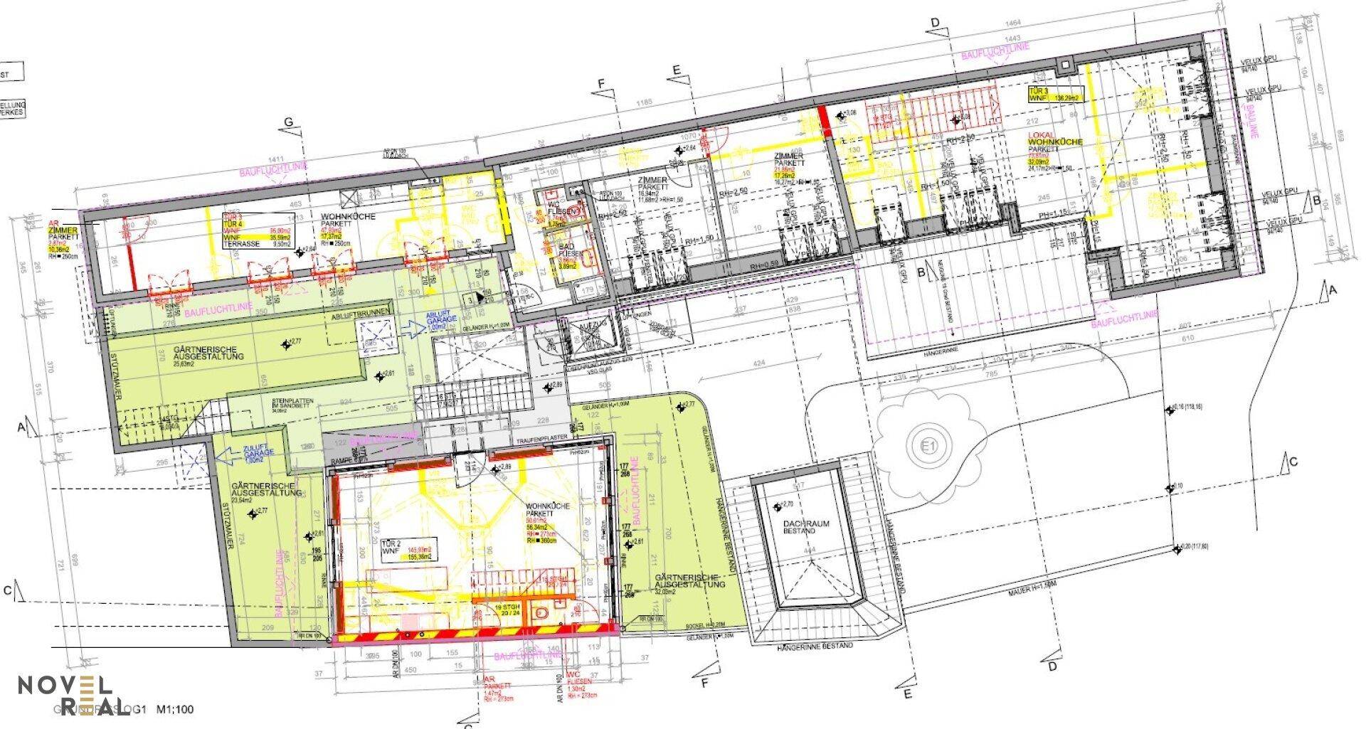 Umfassender Grundriss eines Obergeschosses mit mehreren Zimmern, offenem Layout und Außenanlagen.