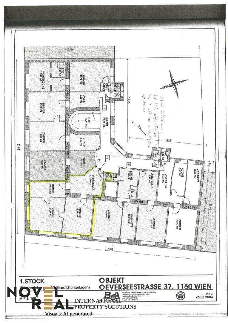 Detaillierter Grundriss einer Etage mit mehreren Zimmern und Küchenbereichen.