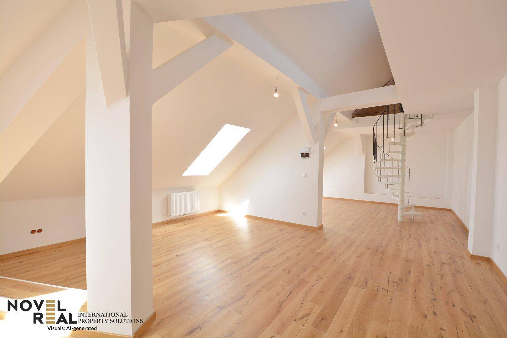 Geräumiger Wohnbereich mit Holzboden, Dachschrägen und einer Wendeltreppe, die zu einer oberen Ebene führt.