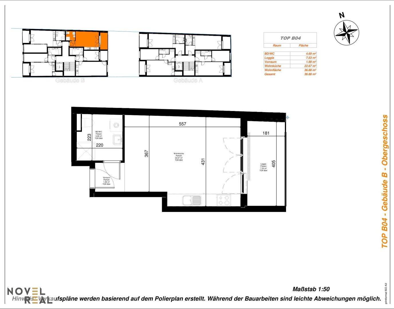 Grundriss des Obergeschosses mit offenem Wohnbereich, Balkon und Loggia, zeigt eine effiziente Raumaufteilung.