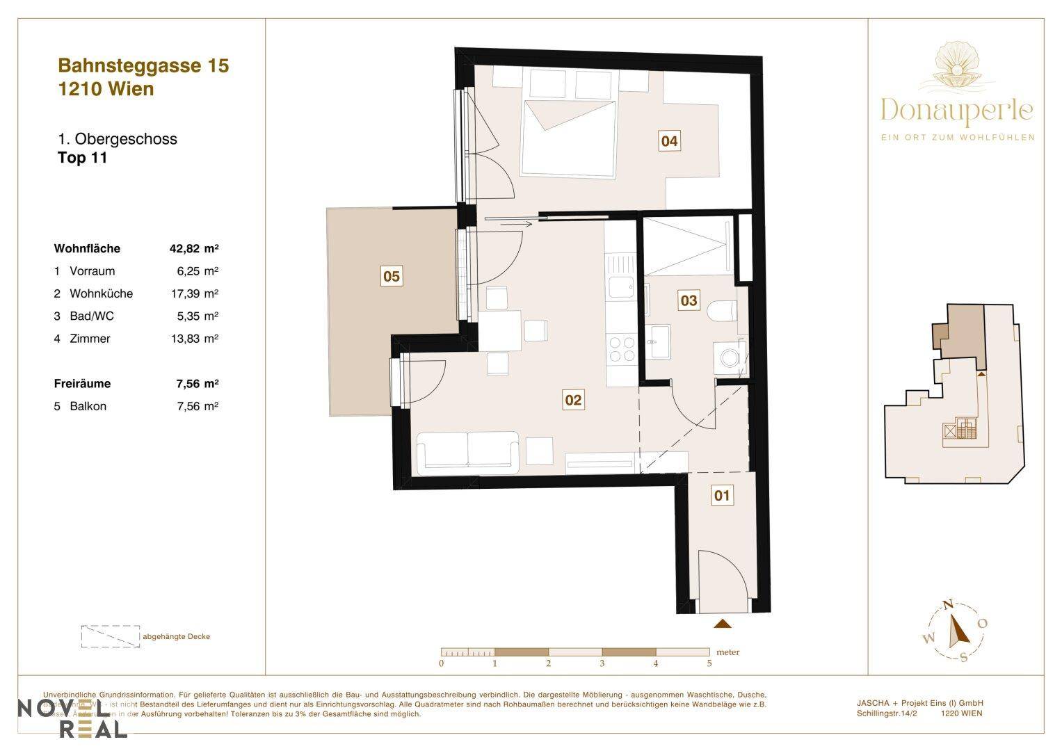 Grundriss einer Wohnung im ersten Obergeschoss mit Balkon und separaten Räumen.