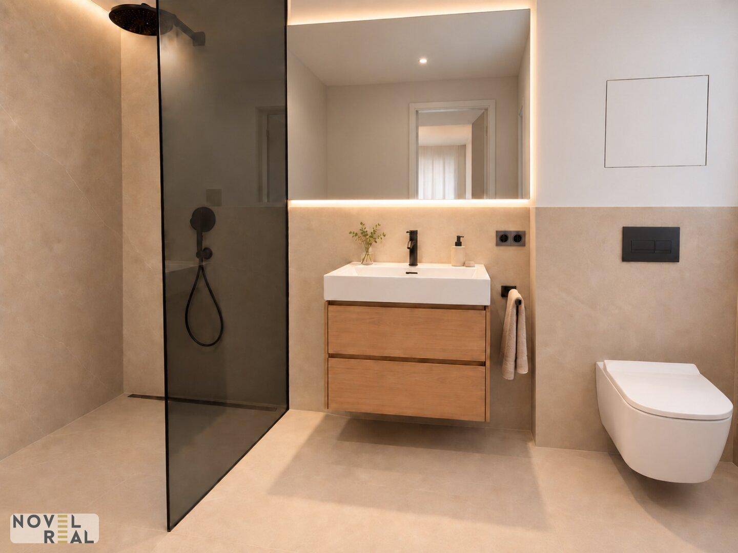 Modernes Badezimmer mit begehbarer Dusche, Holzwaschtisch und beleuchtetem Spiegel.