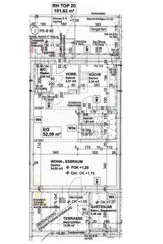 Grundriss des Erdgeschosses mit offenem Wohn-Essbereich, Küche und Terrasse.