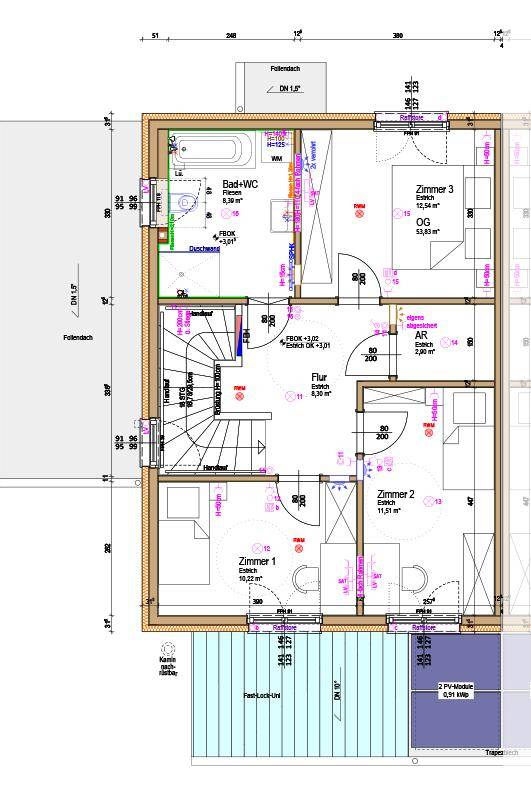 Grundriss des Obergeschosses mit drei Schlafzimmern und einem Badezimmer.