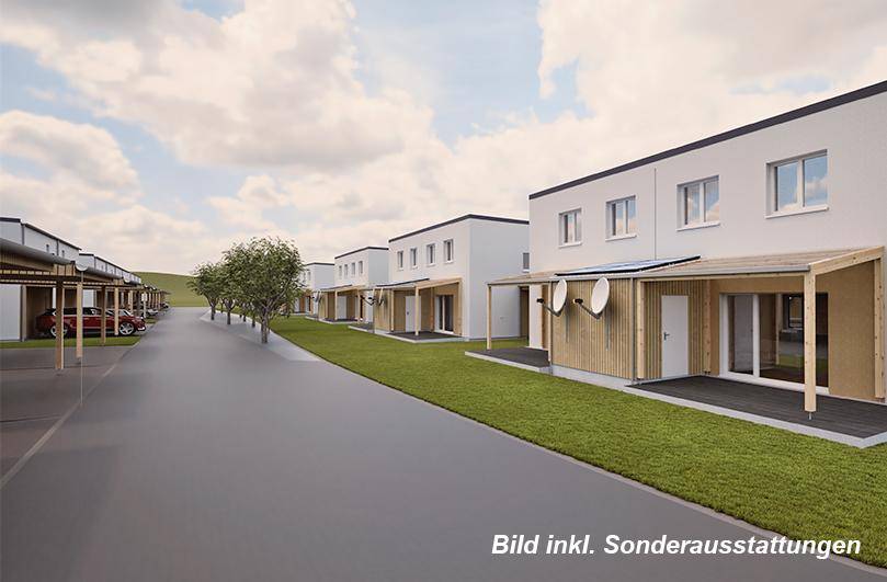 Ansicht einer Reihe von Häusern mit Holzverkleidung und überdachten Eingangsbereichen.
