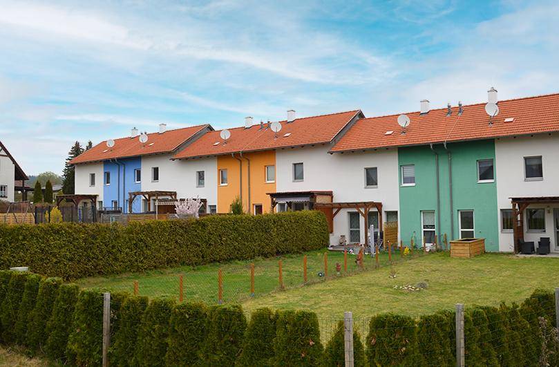 Reihenhausanlage Groß Siegharts 2