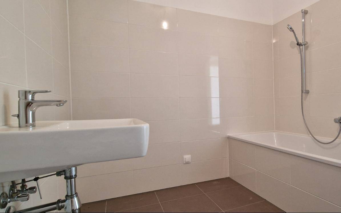 Wohnung – Wallern im Burgenland, Bezirk Neusiedl am See - Mehr