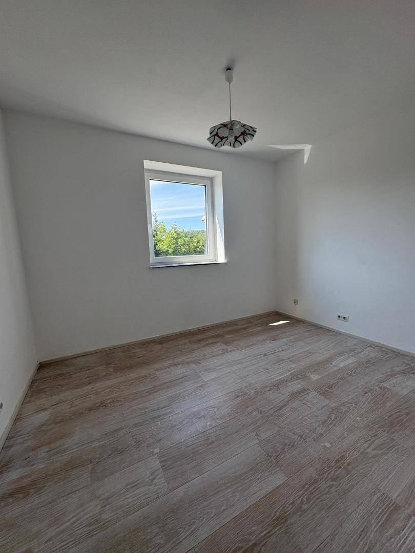 10. Kinderzimmer oder Bu¨ro