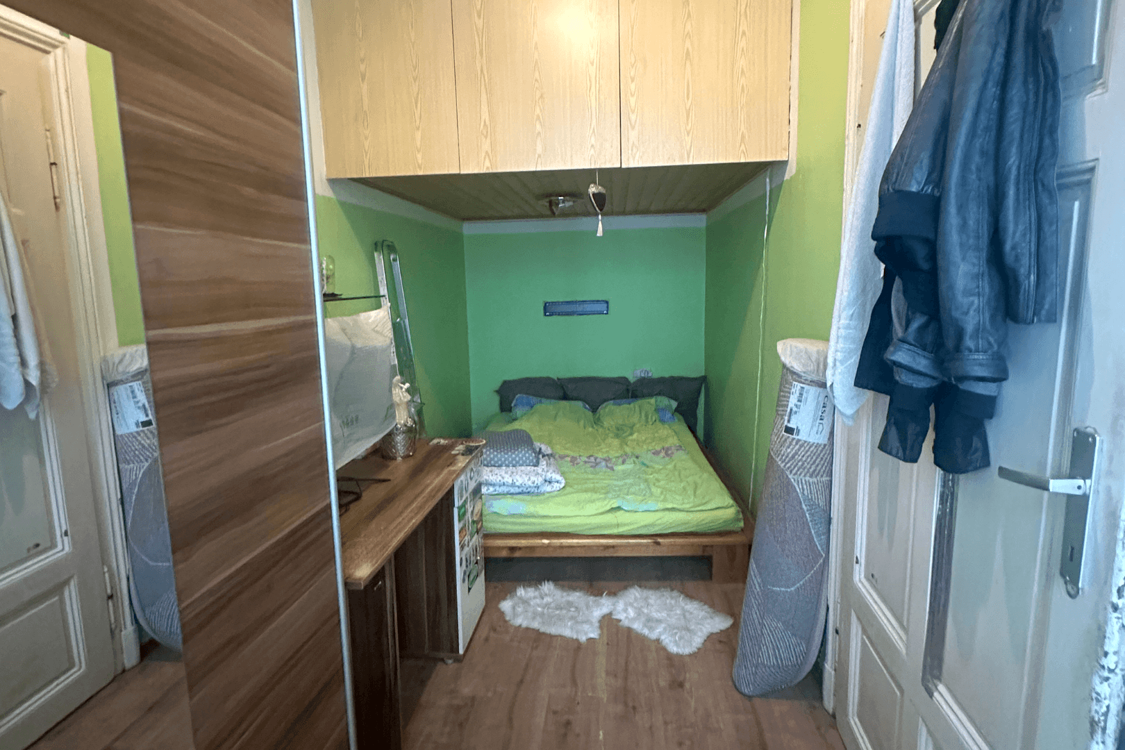 Schlafzimmer- Kabinett