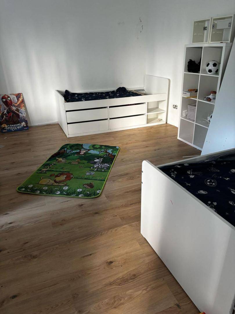 2 Kinderzimmer