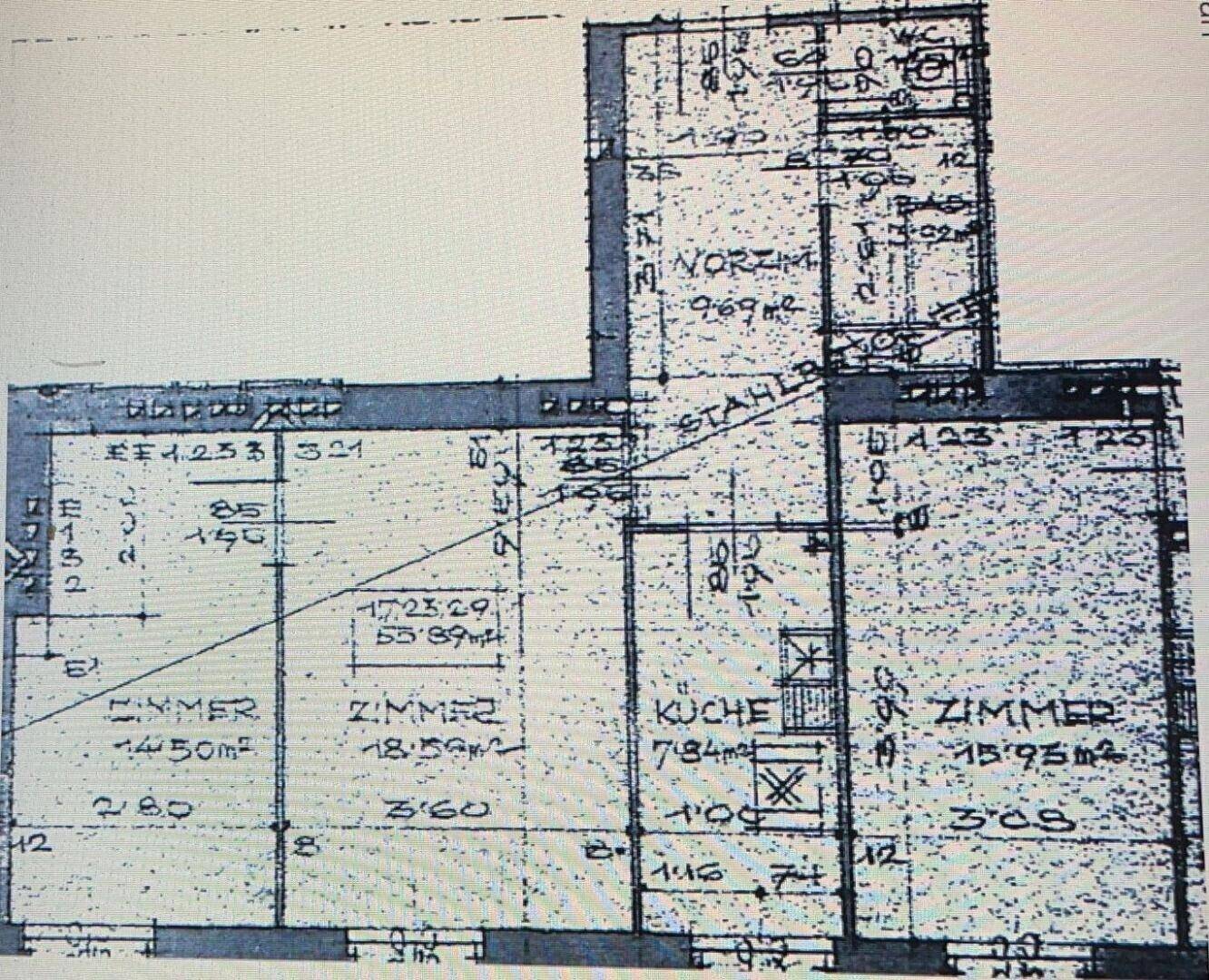 Detaillierter Grundrissplan mit Raumaufteilung und Flächenangaben in Quadratmetern.