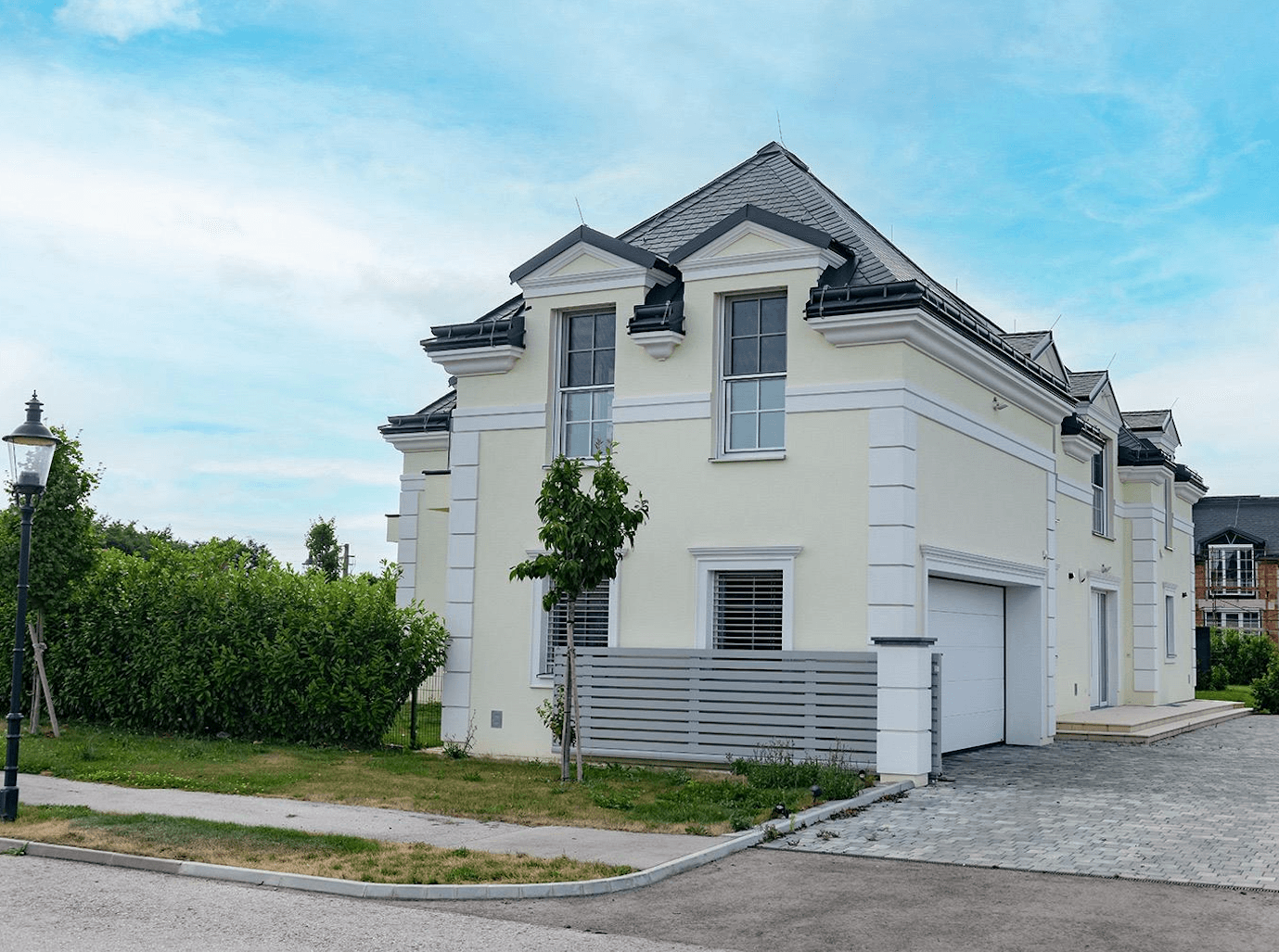 Luxusvilla mit Indoor-Pool im exklusiven FONTANA Wohnpark - Ansicht 3