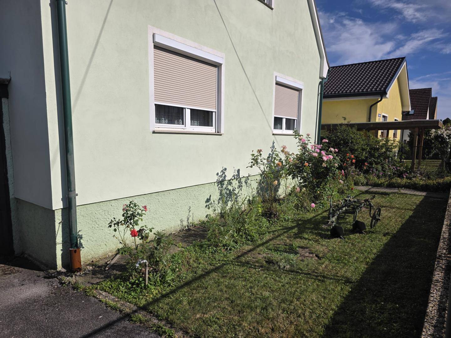 Einfamilienhaus mit Garten und 3 Schlafzimmern - Ansicht 2