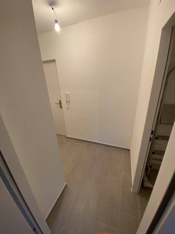 Charmante Eigentumswohnung in zentraler Lage von Linz - Widok 6