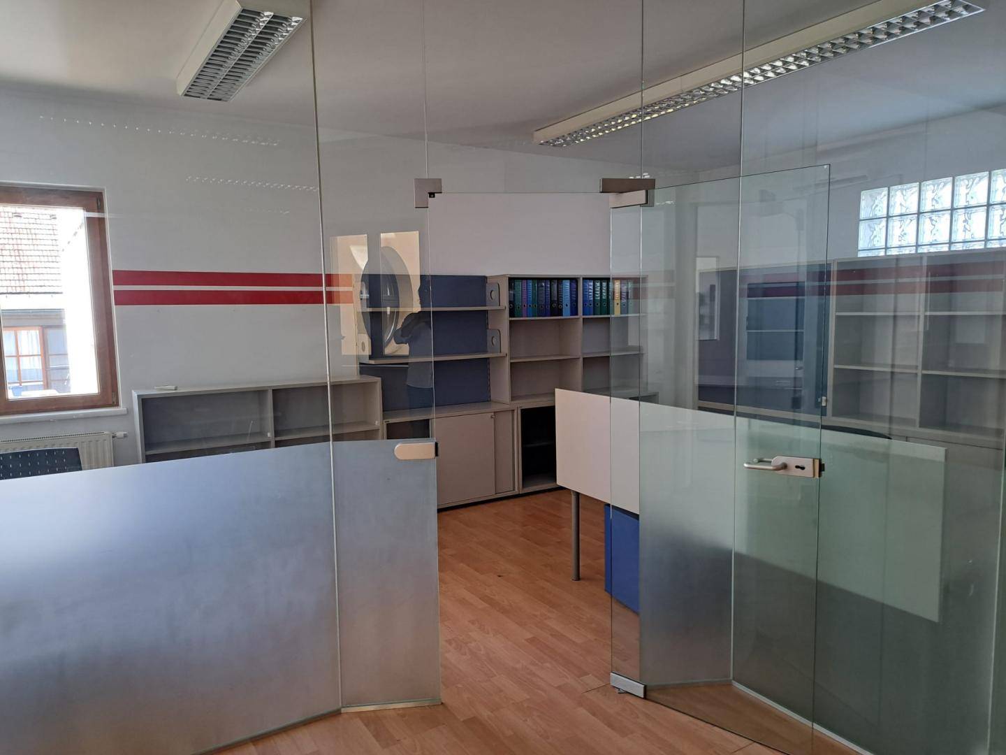 Bürofläche am Hauptplatz in Neusiedl am See – barrierefrei, klimatisiert und sofort verfügbar - Ansicht 4