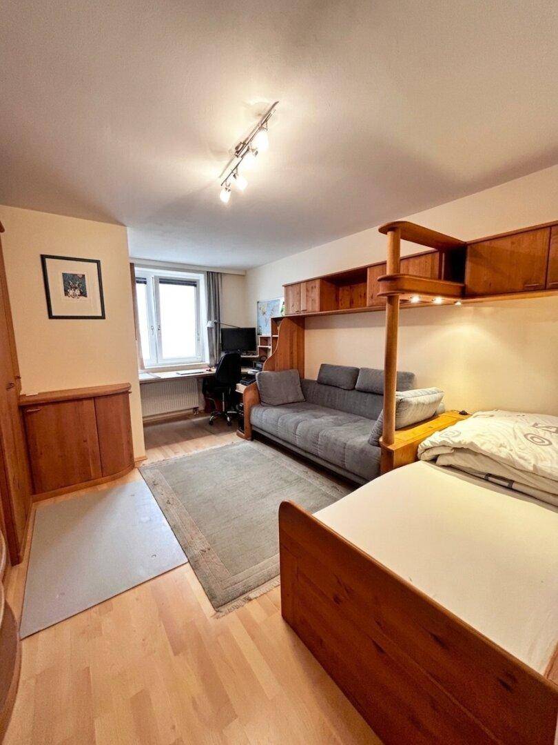 Schlafzimmer 2