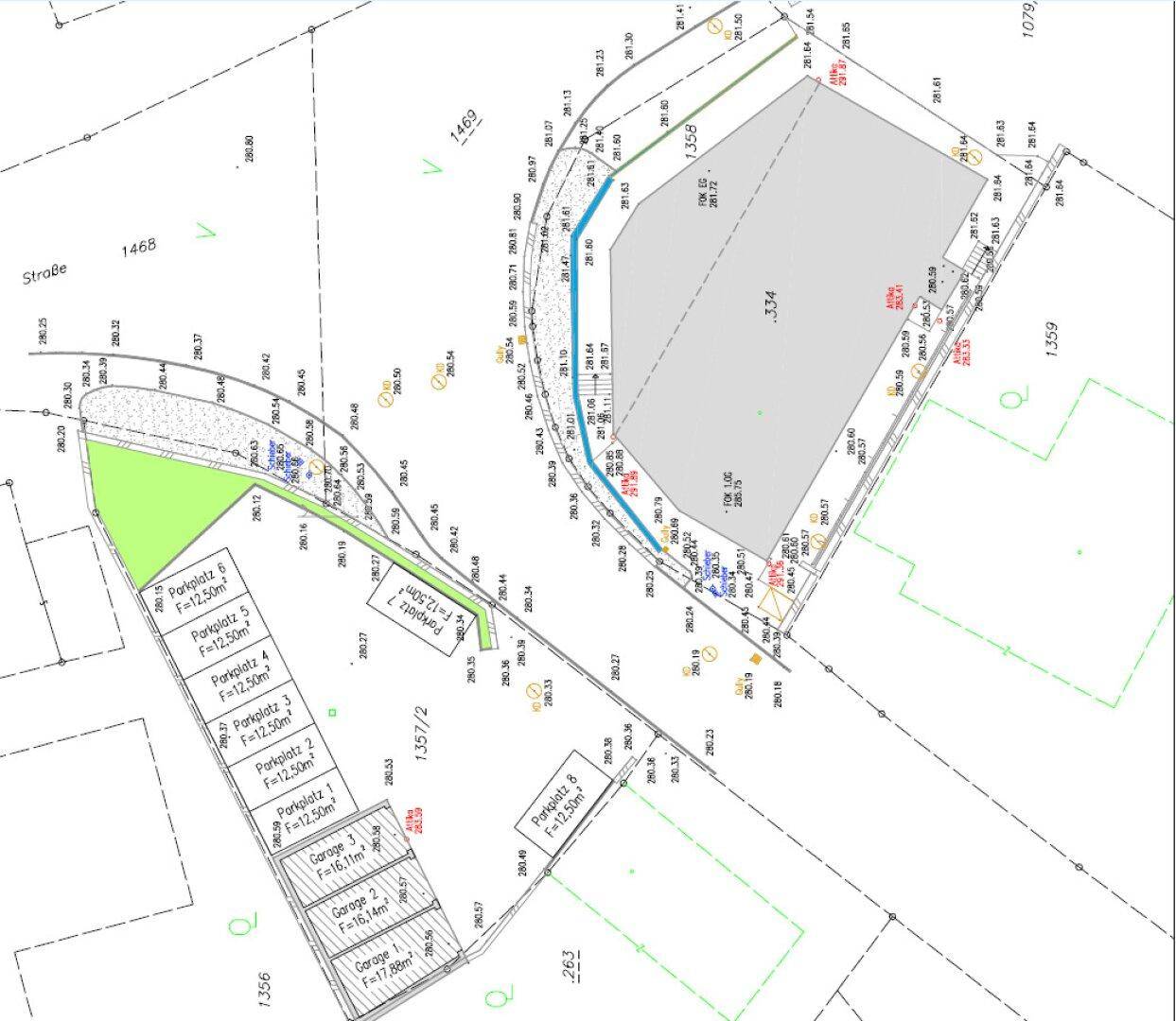 Lageplan des Grundstücks mit eingezeichneten Parkplätzen, Garagen und Straßenverlauf.
