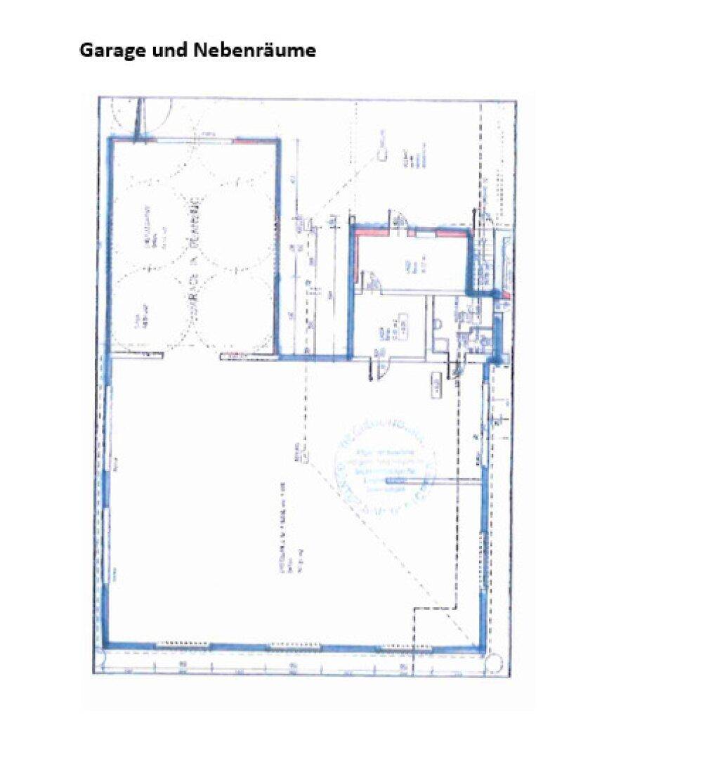 Grundrissplan der Garage und angrenzender Nebenräume mit großzügiger Fläche.