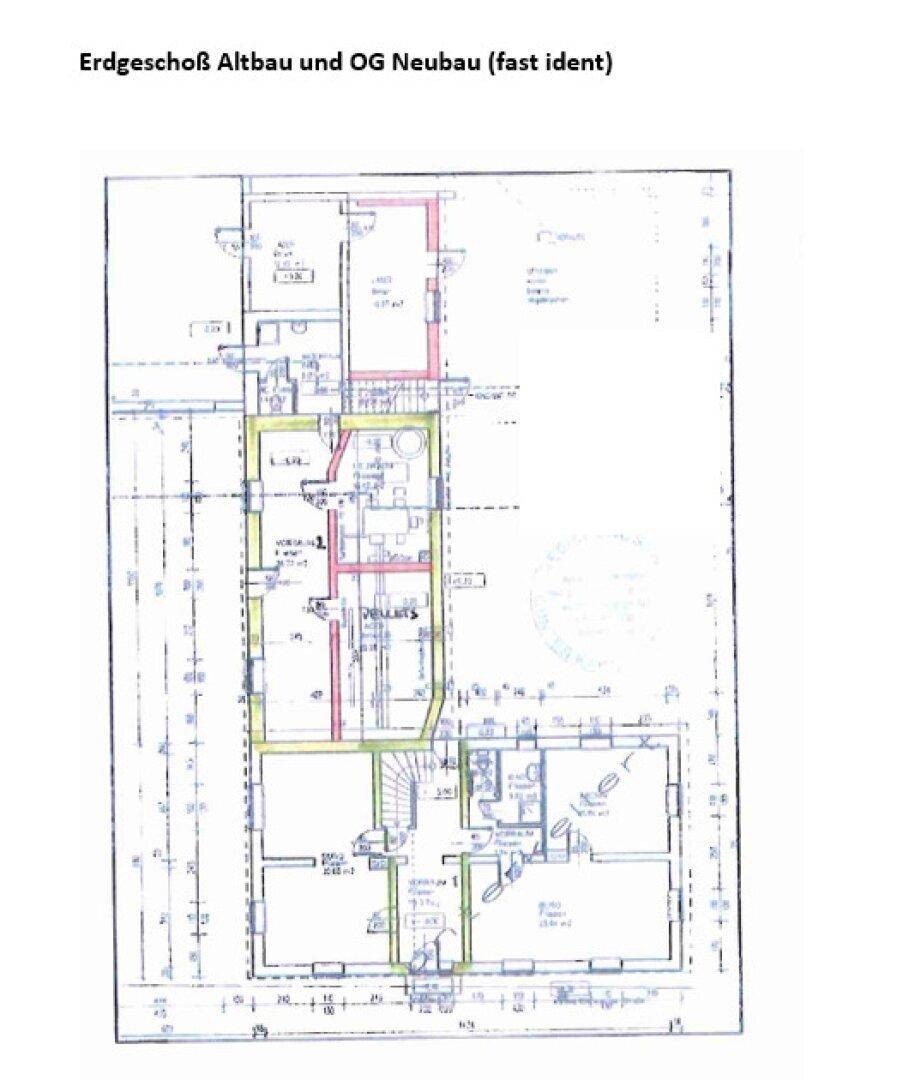 Grundrissplan des Erdgeschosses (Altbau) und Obergeschosses (Neubau) mit ähnlicher Aufteilung.