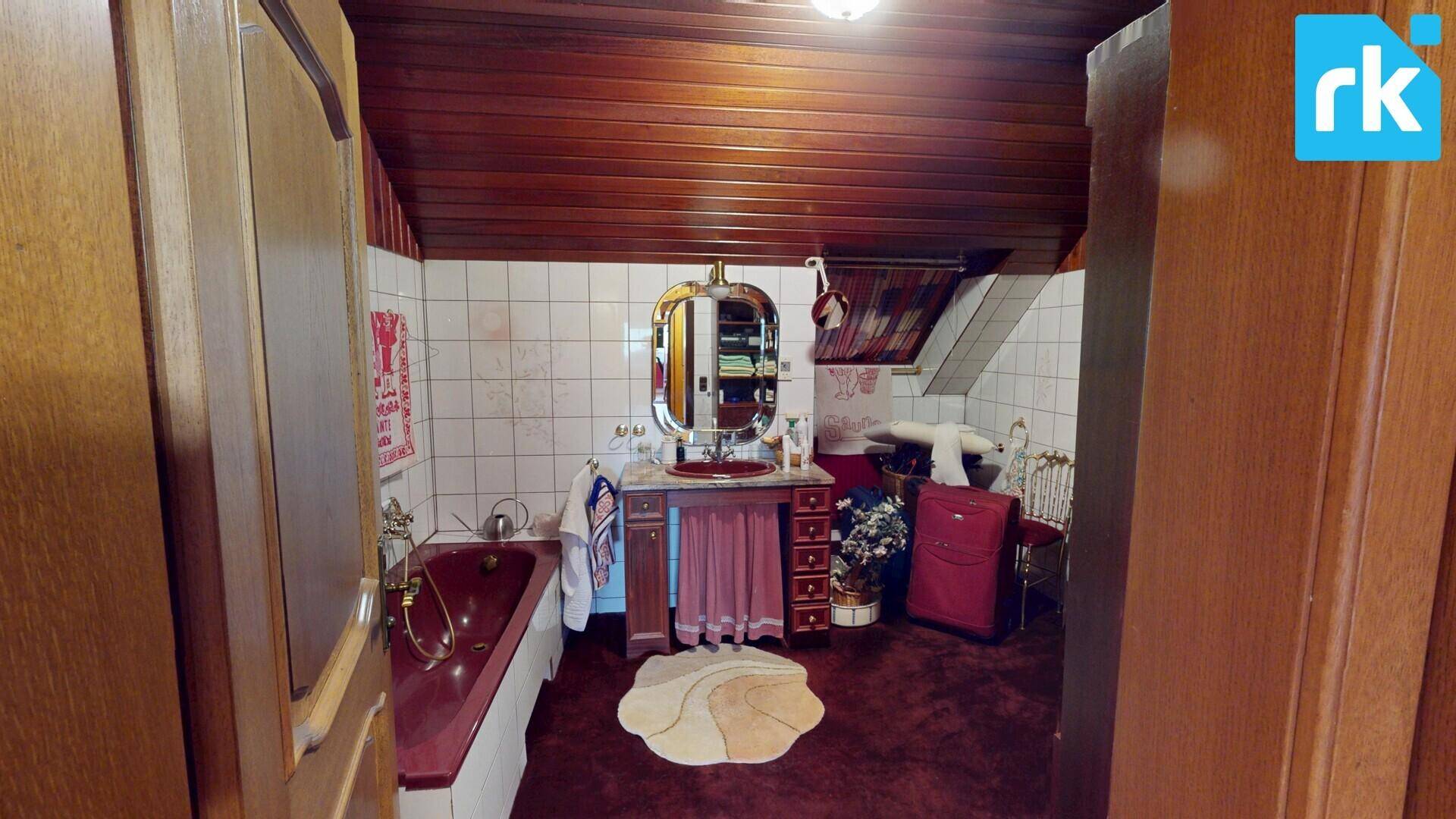 Badezimmer-Dachgeschoss