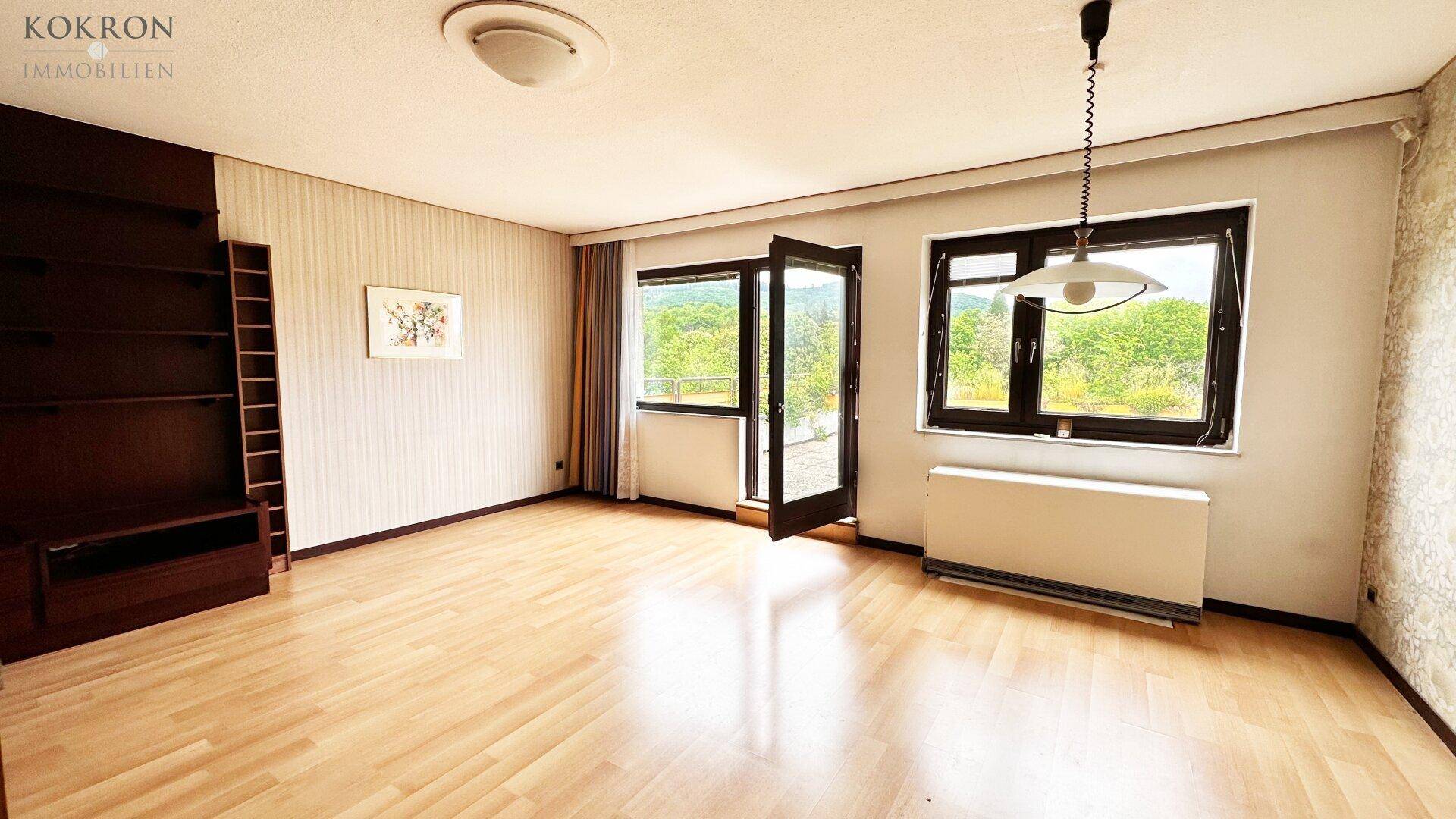Wohnzimmer 28,34 m² (OG)