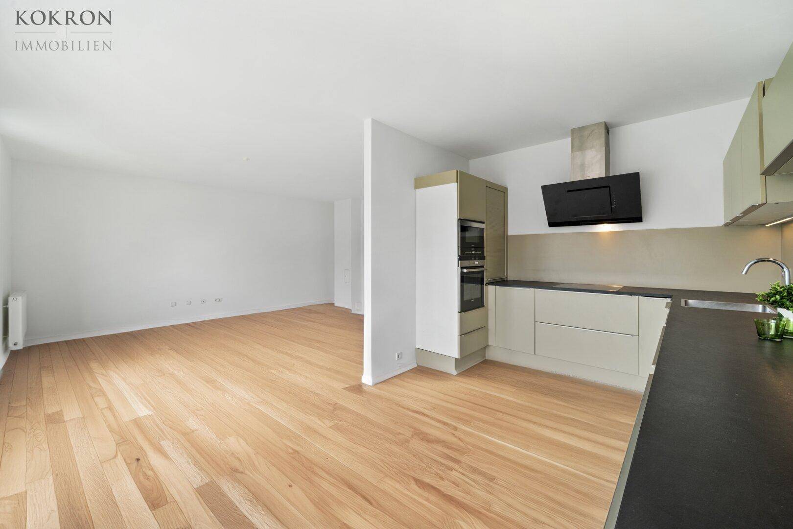 Wohnraum / Küchenbereich: Parkett virtuell verlegt