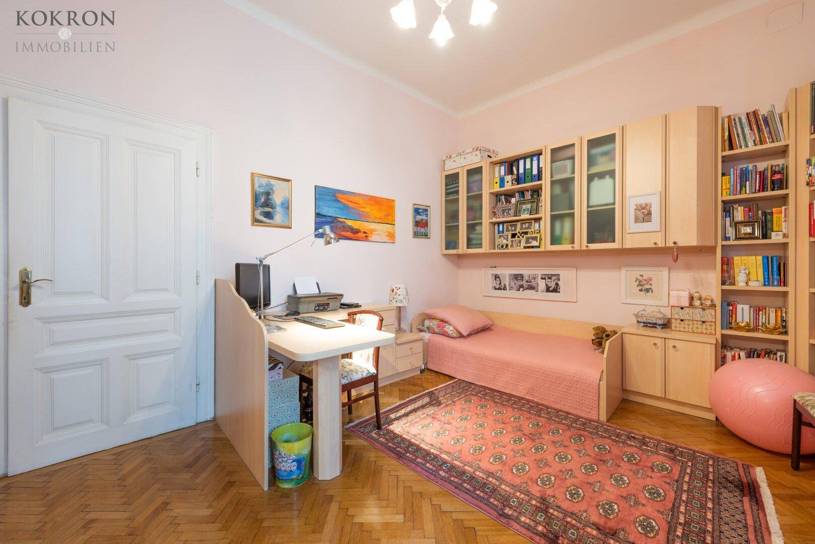 Zimmer mit Ausgang zum Innenhof-Balkon