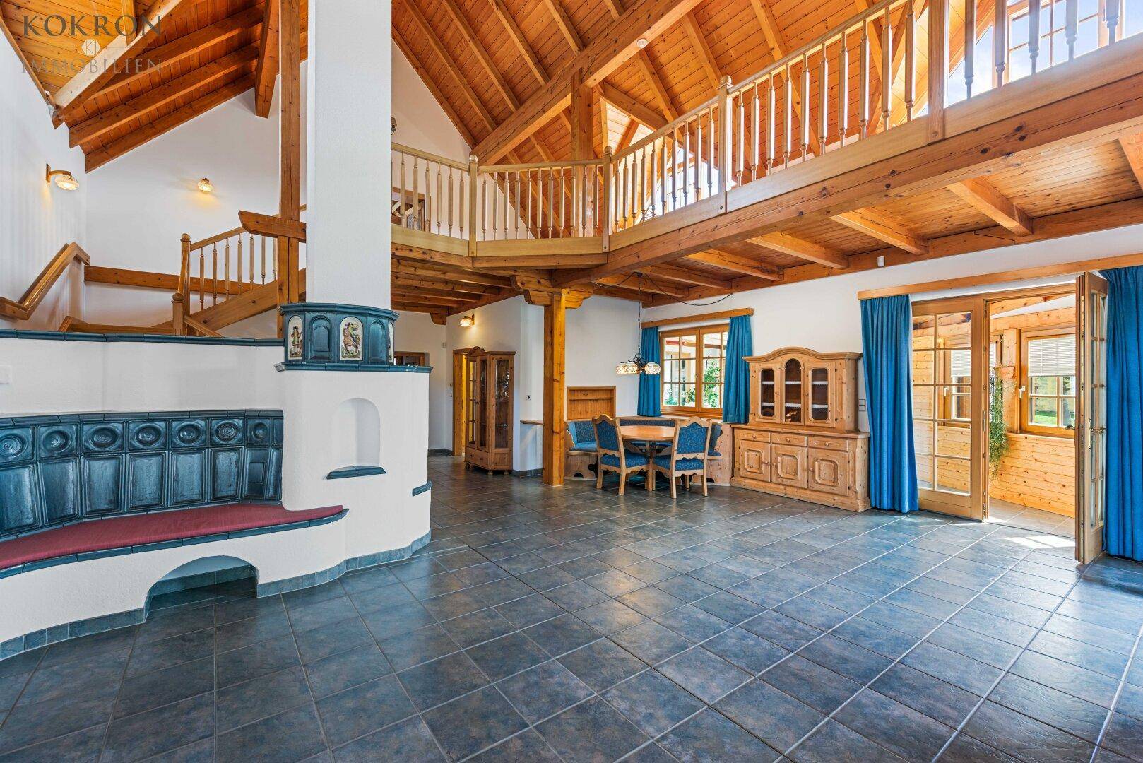 Ein- oder Mehrfamilienhaus - 315 m² Wohnfläche - großer Garten - Eventstadl - XXL-Garage - Ansicht 4