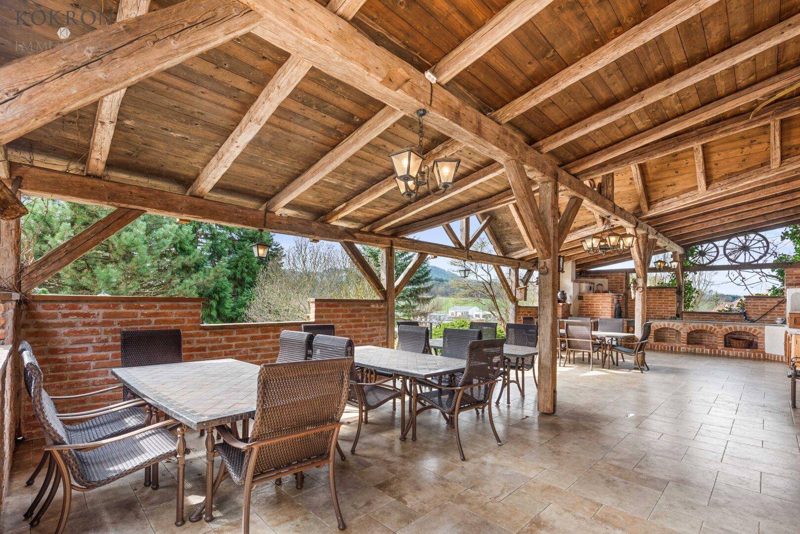 Ein- oder Mehrfamilienhaus - 315 m² Wohnfläche - großer Garten - Eventstadl - XXL-Garage - Mehr